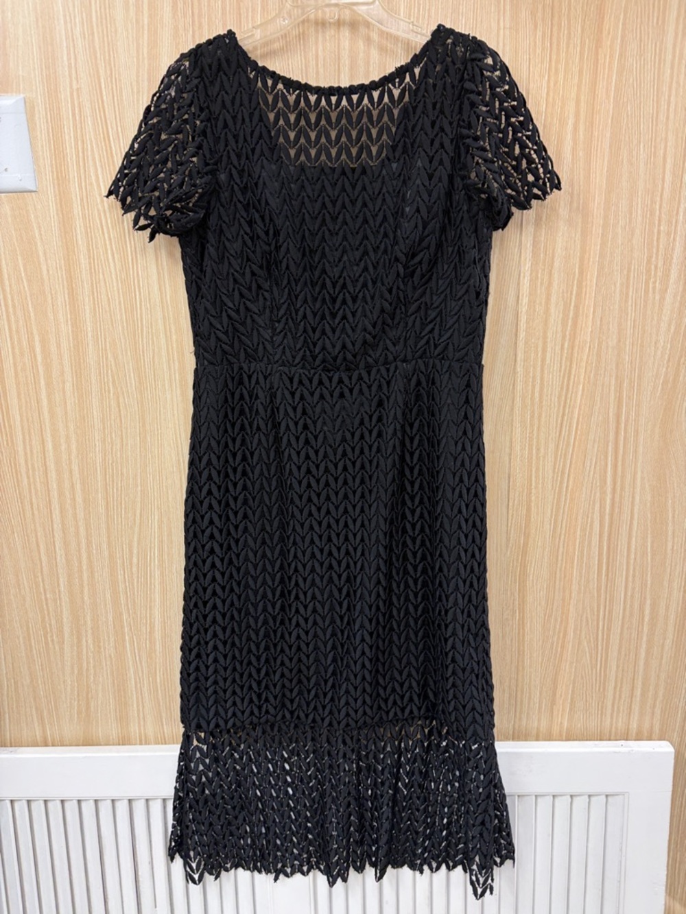 Kay Unger Black Tatum Lace Midi Dress Size 12